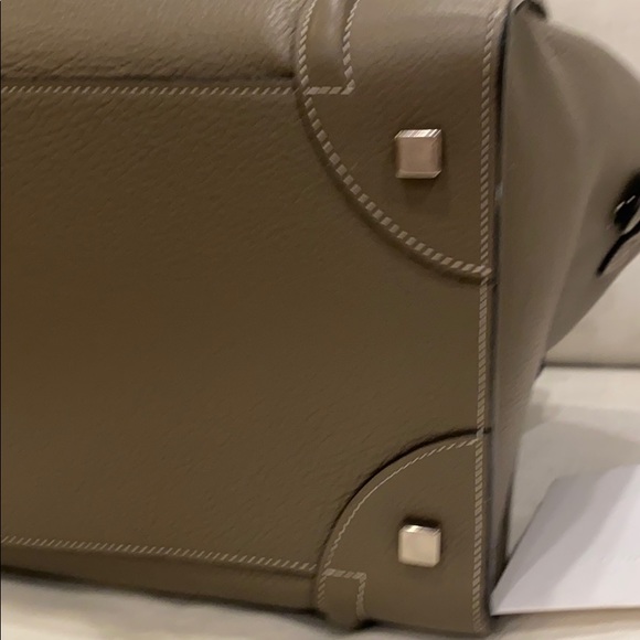 Celine Handbag - Picture 2 of 7